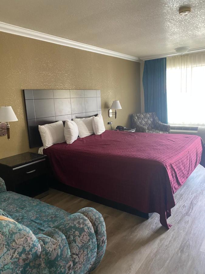 Atascadero Inn Extérieur photo