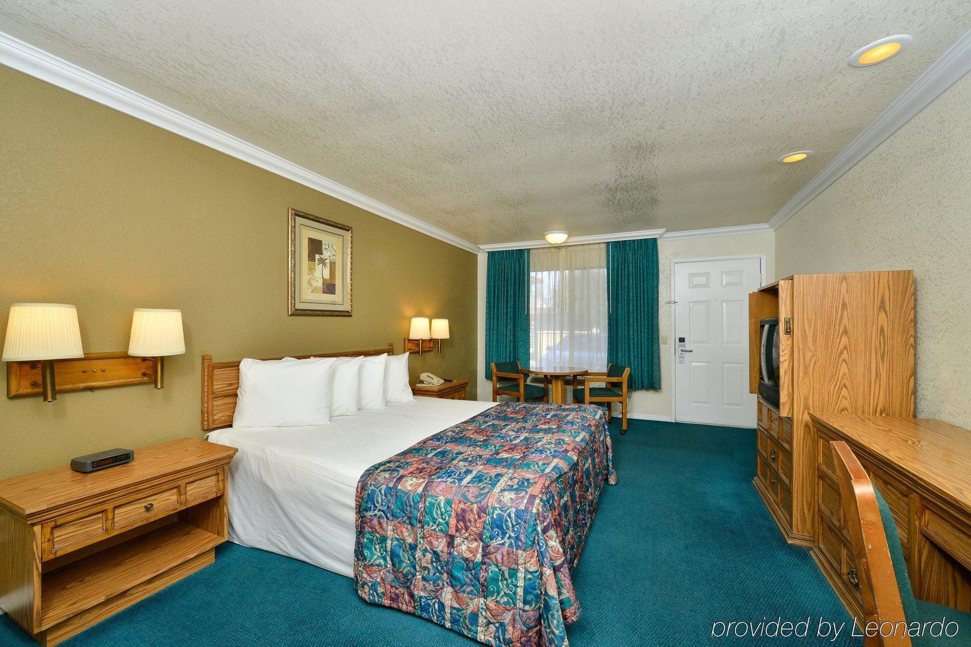 Atascadero Inn Extérieur photo