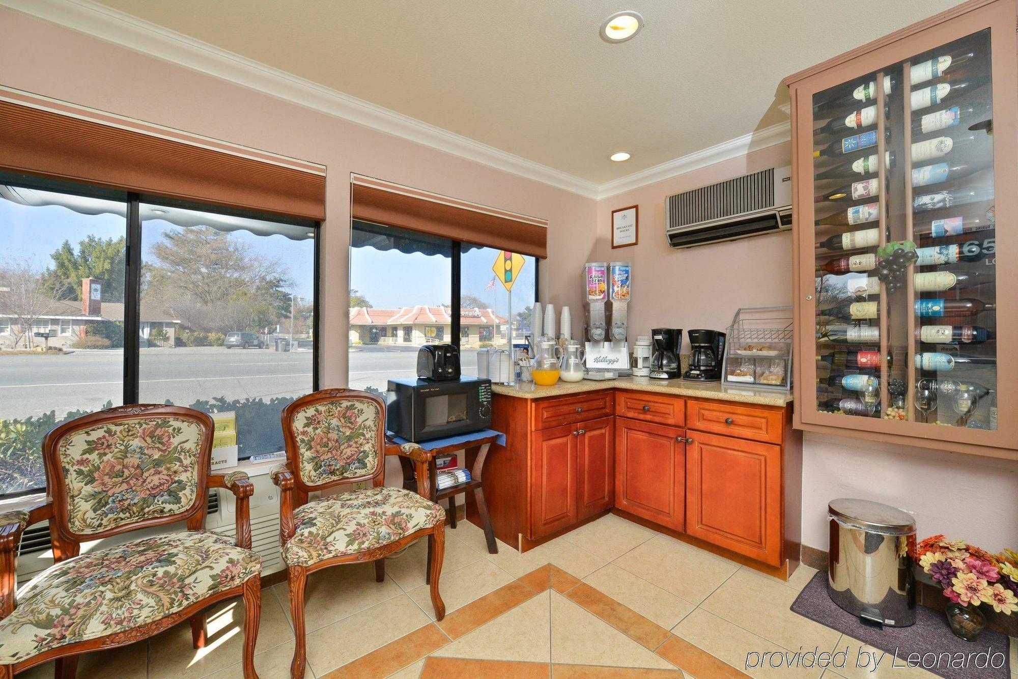 Atascadero Inn Extérieur photo